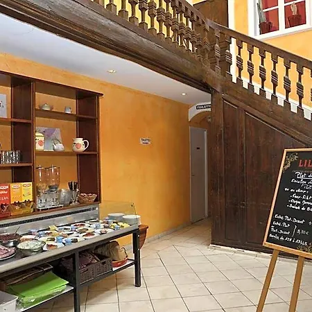 Hotel Des Arceaux *