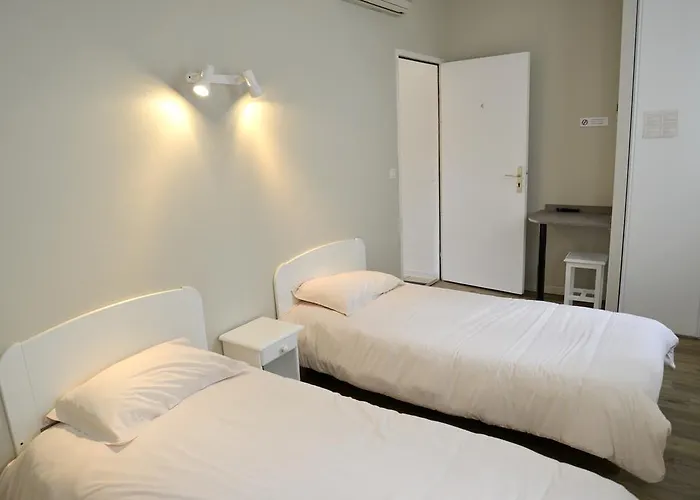 Hotel Des Arceaux Saint-Sever (Landes)