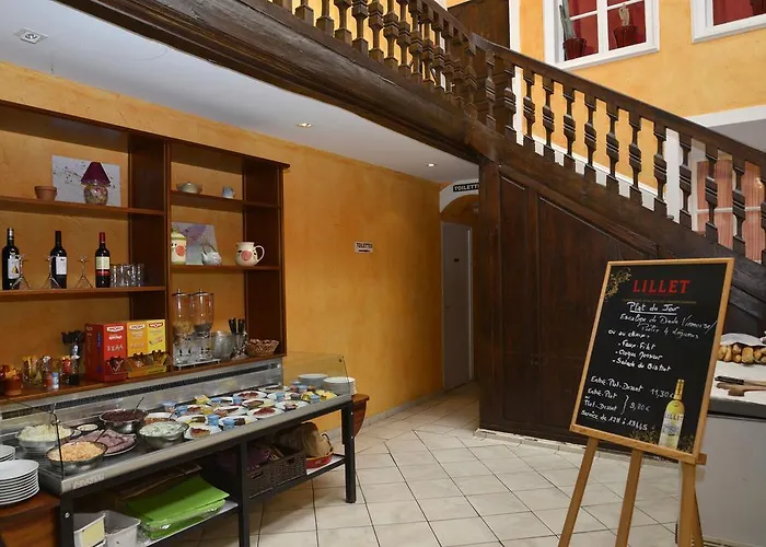 Hotel Des Arceaux Saint-Sever (Landes)